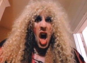 twisted-sister-we-are-not-gonna-take-it